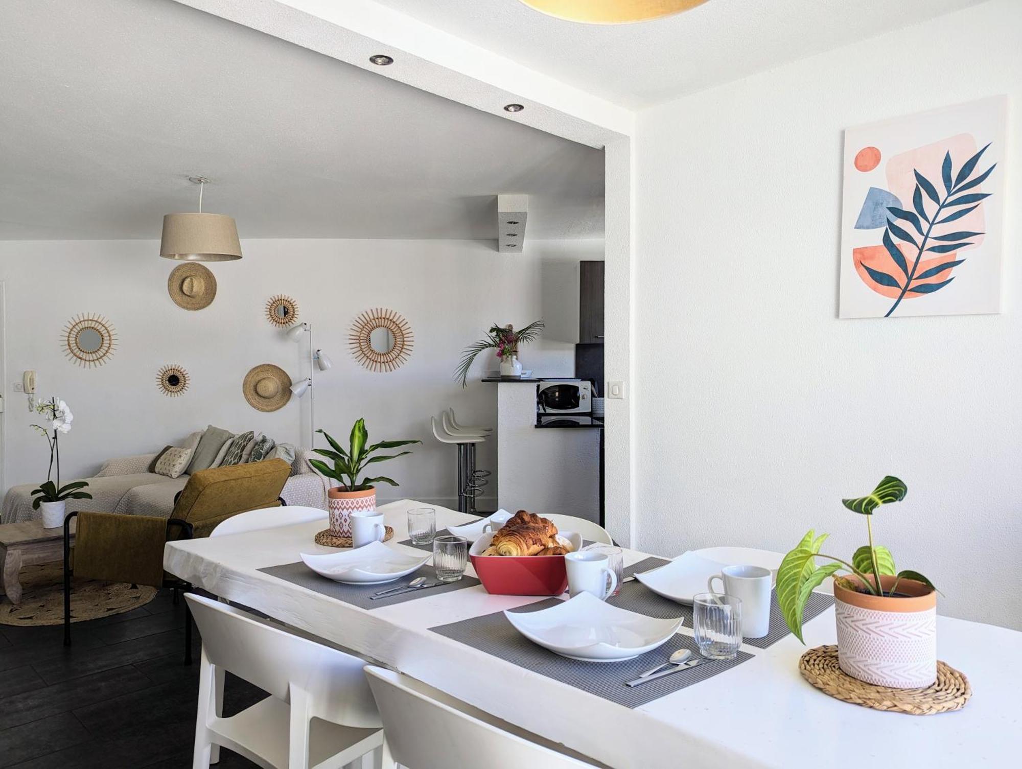 Appartement Cap Saint Gilles - T3 Vue Sur Le Port Extérieur photo