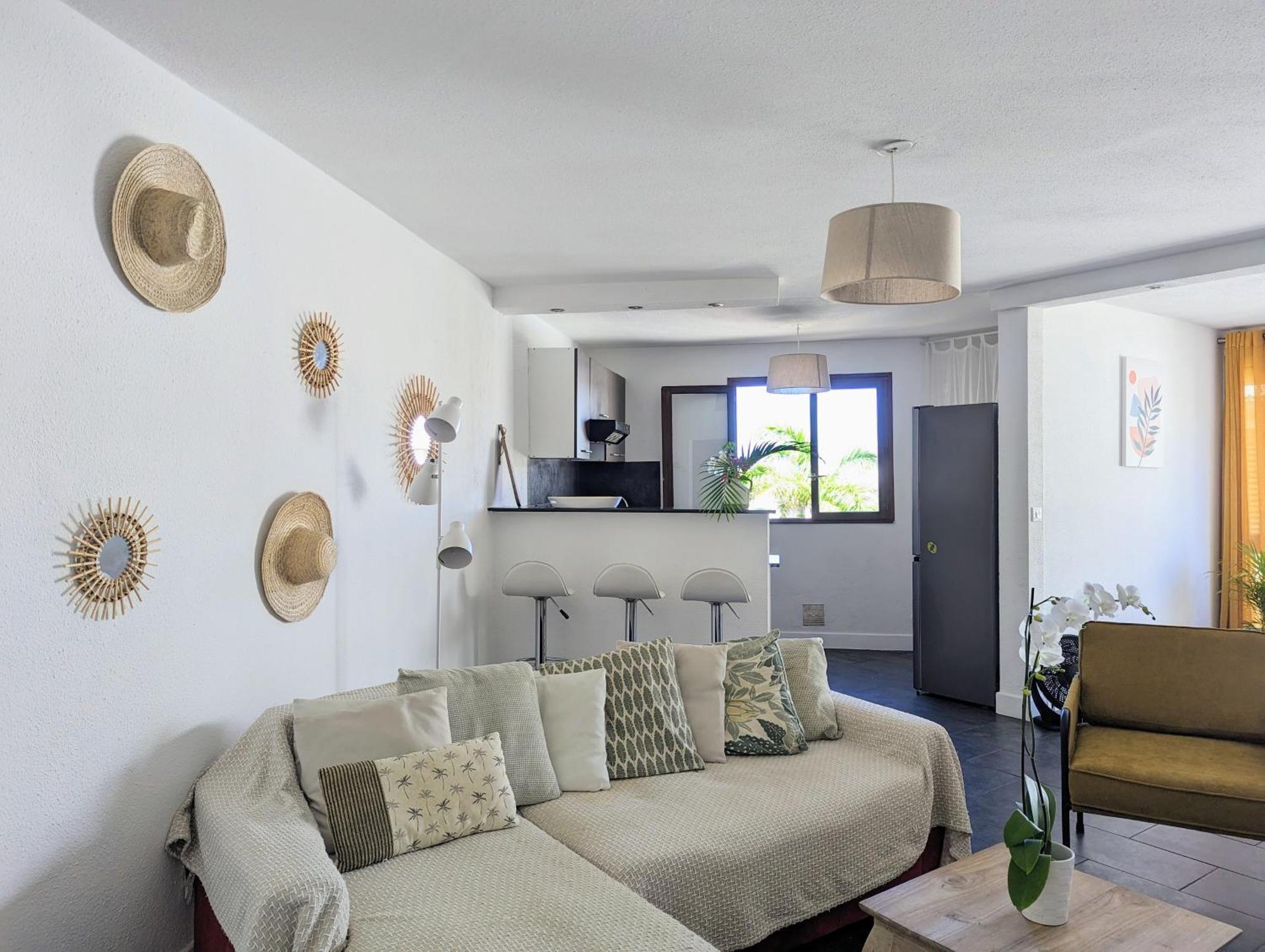 Appartement Cap Saint Gilles - T3 Vue Sur Le Port Extérieur photo