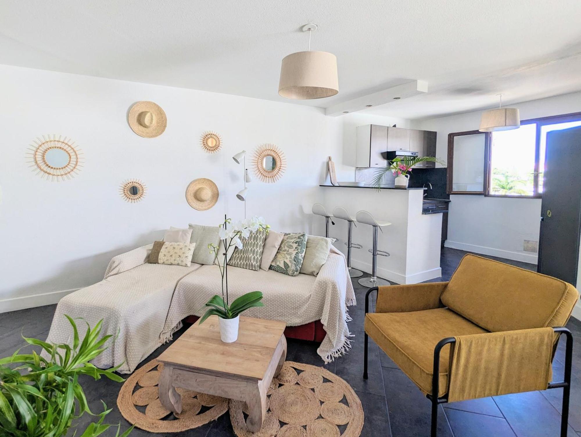 Appartement Cap Saint Gilles - T3 Vue Sur Le Port Extérieur photo